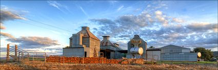 Bob's Tobacco Kilns - Myrtleford - VIC (PBH4 00 13428)